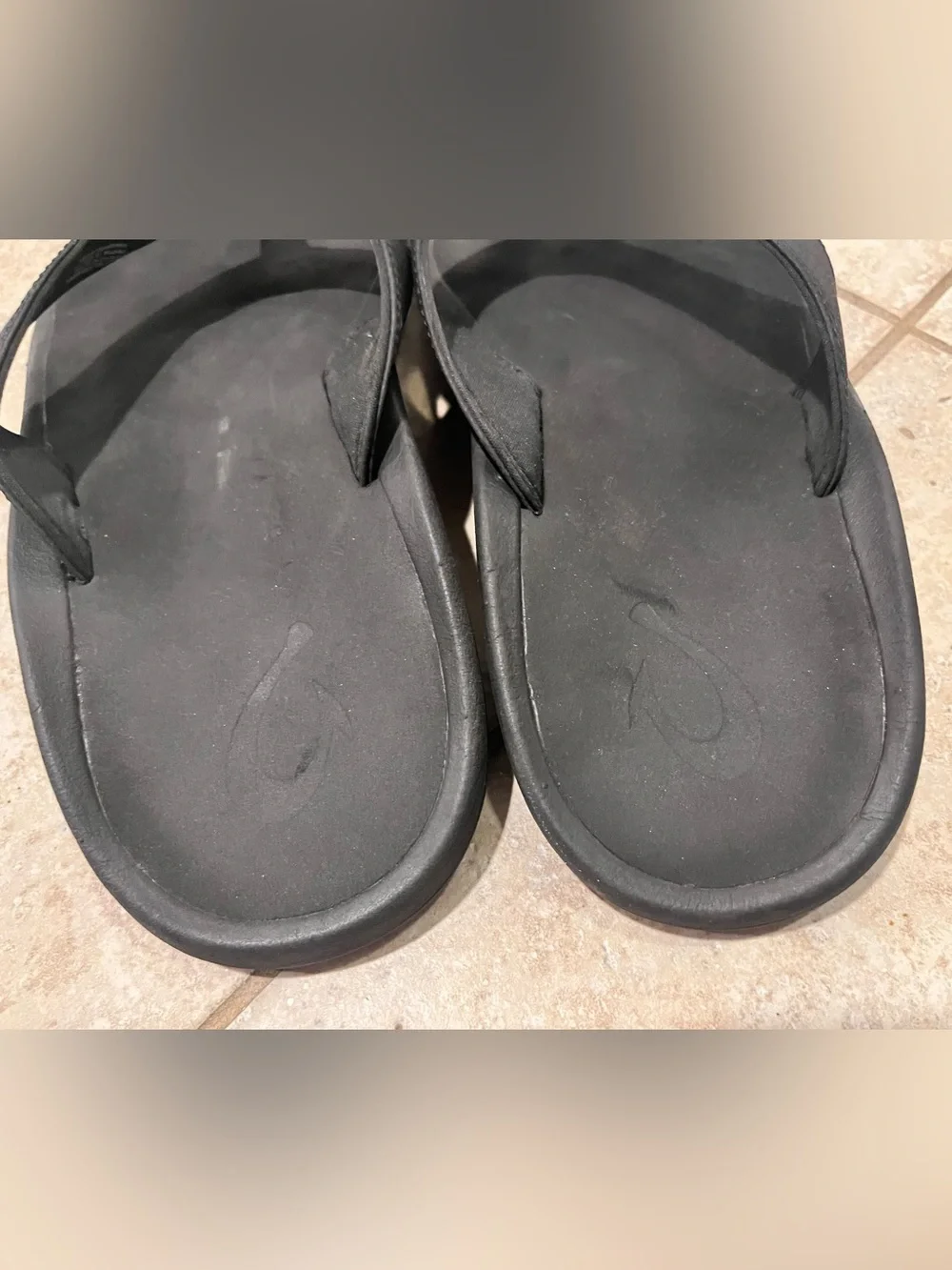 OLUKAI Ohana Men's Beach Sandals Black Size 13 EUC Flip Flops WOW